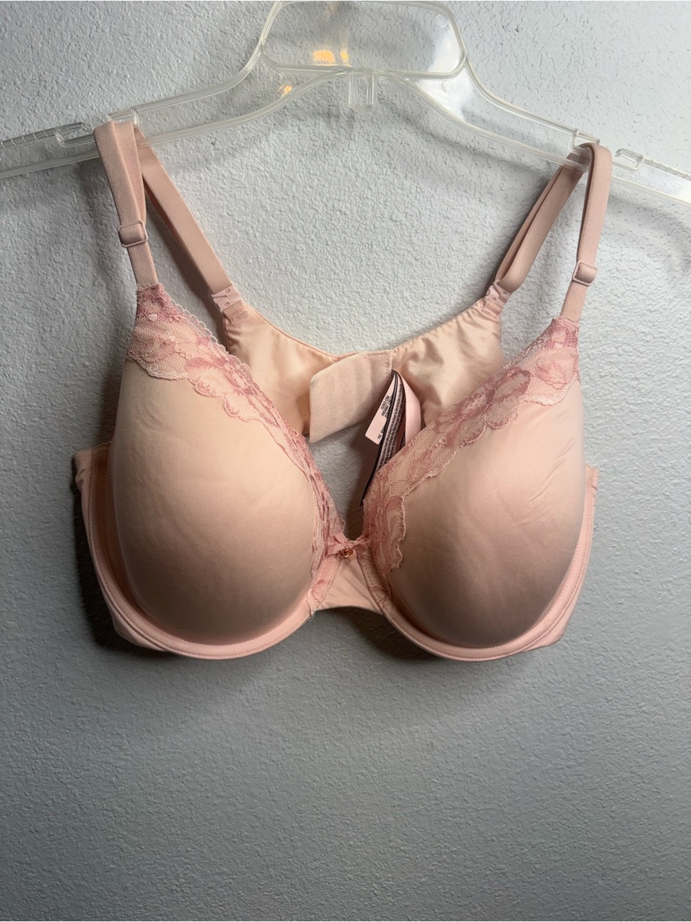 Victoria’s Secret Body By Victoria Perfect Coverage 40C Bra